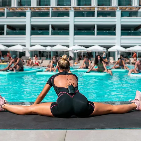 Hotel Sunthalia & Ultra Adults Only Party