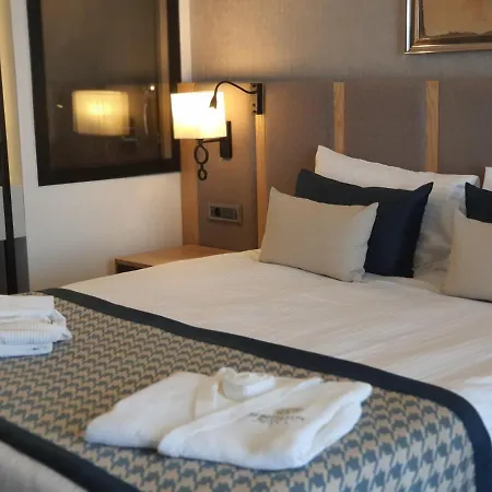 Hotel Sunthalia & Ultra Adults Only Party 5*